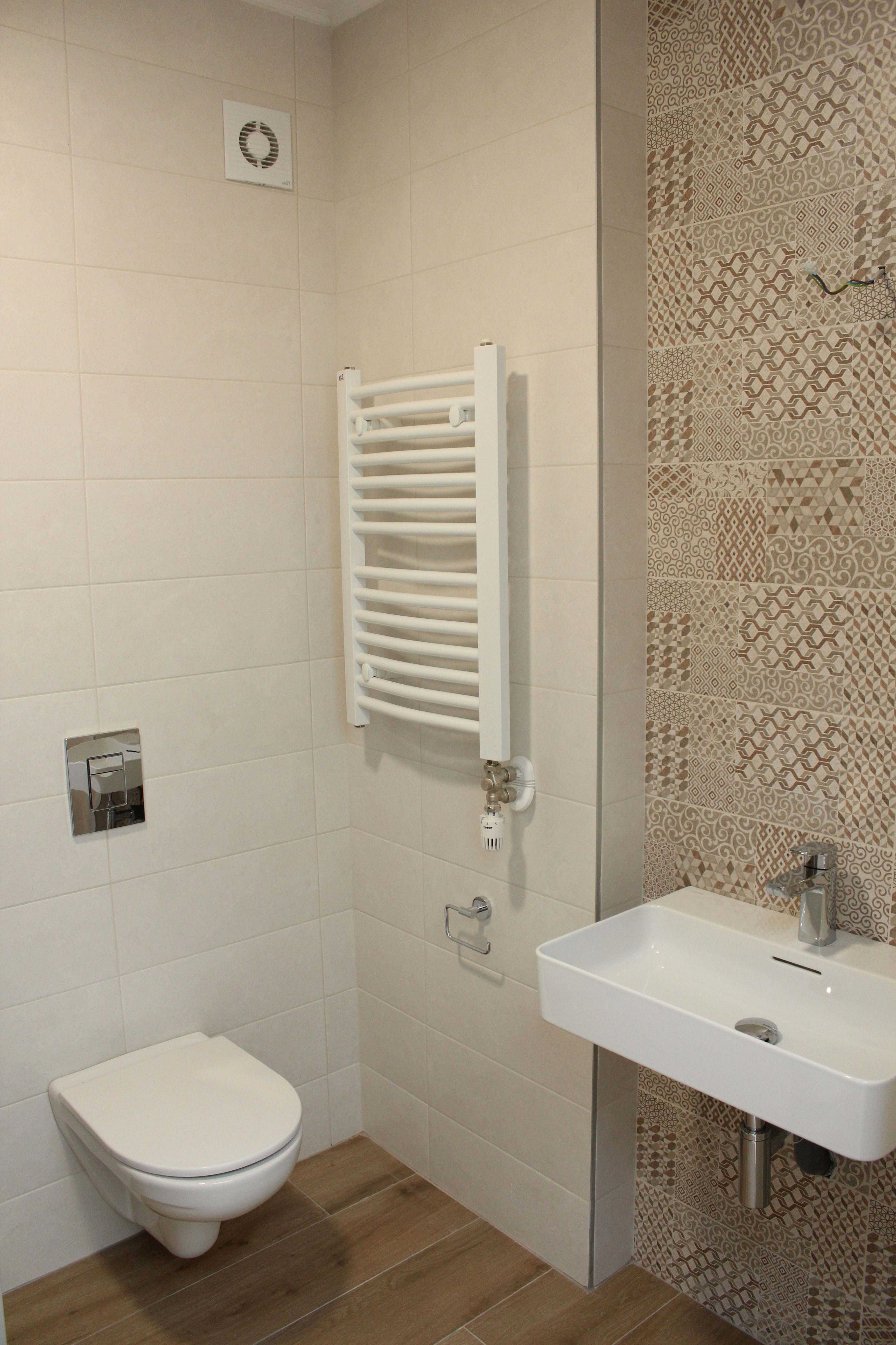Transform Your Bathroom with Expert Tiling Specialists in Isle of Dogs