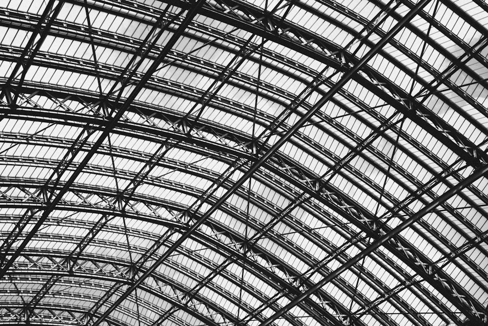 white metal frame ceiling during daytime