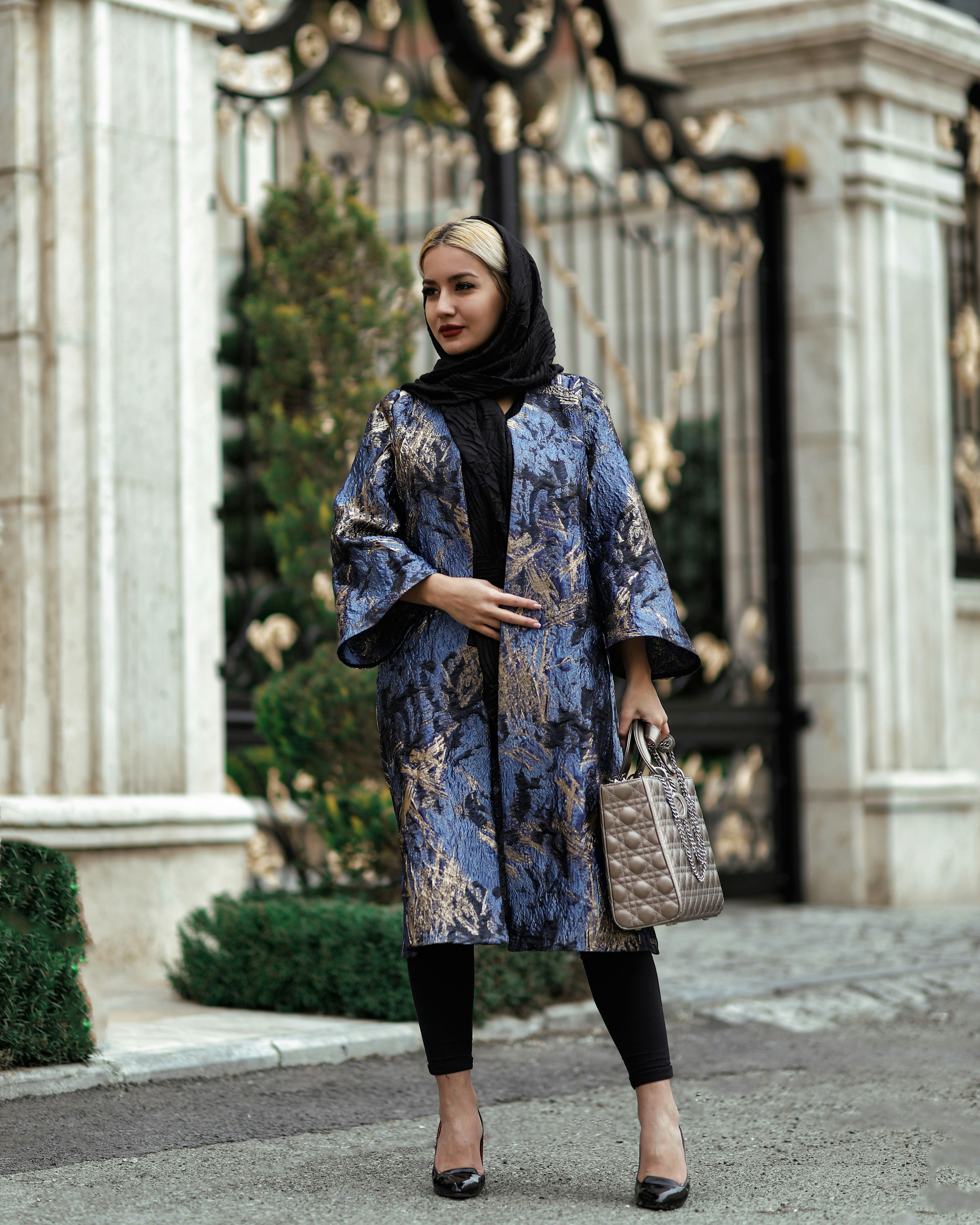 Photo by alirezaesmaeeli