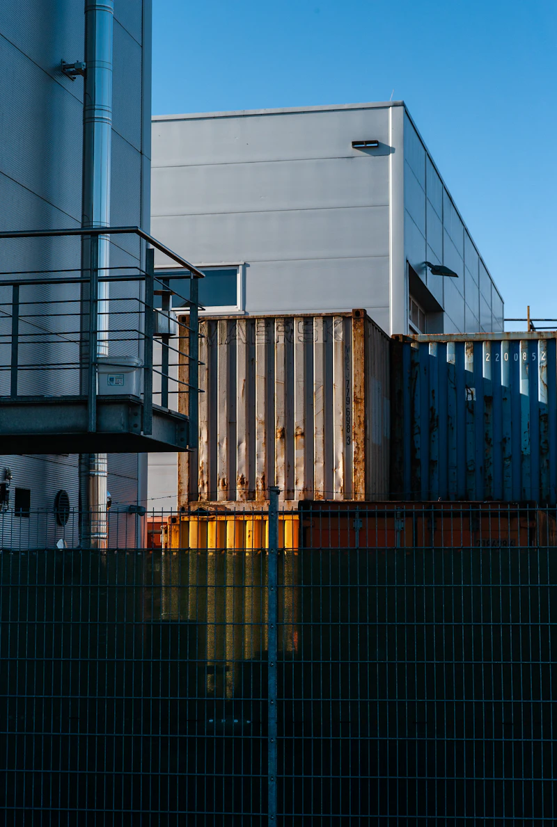 Double Container Unit