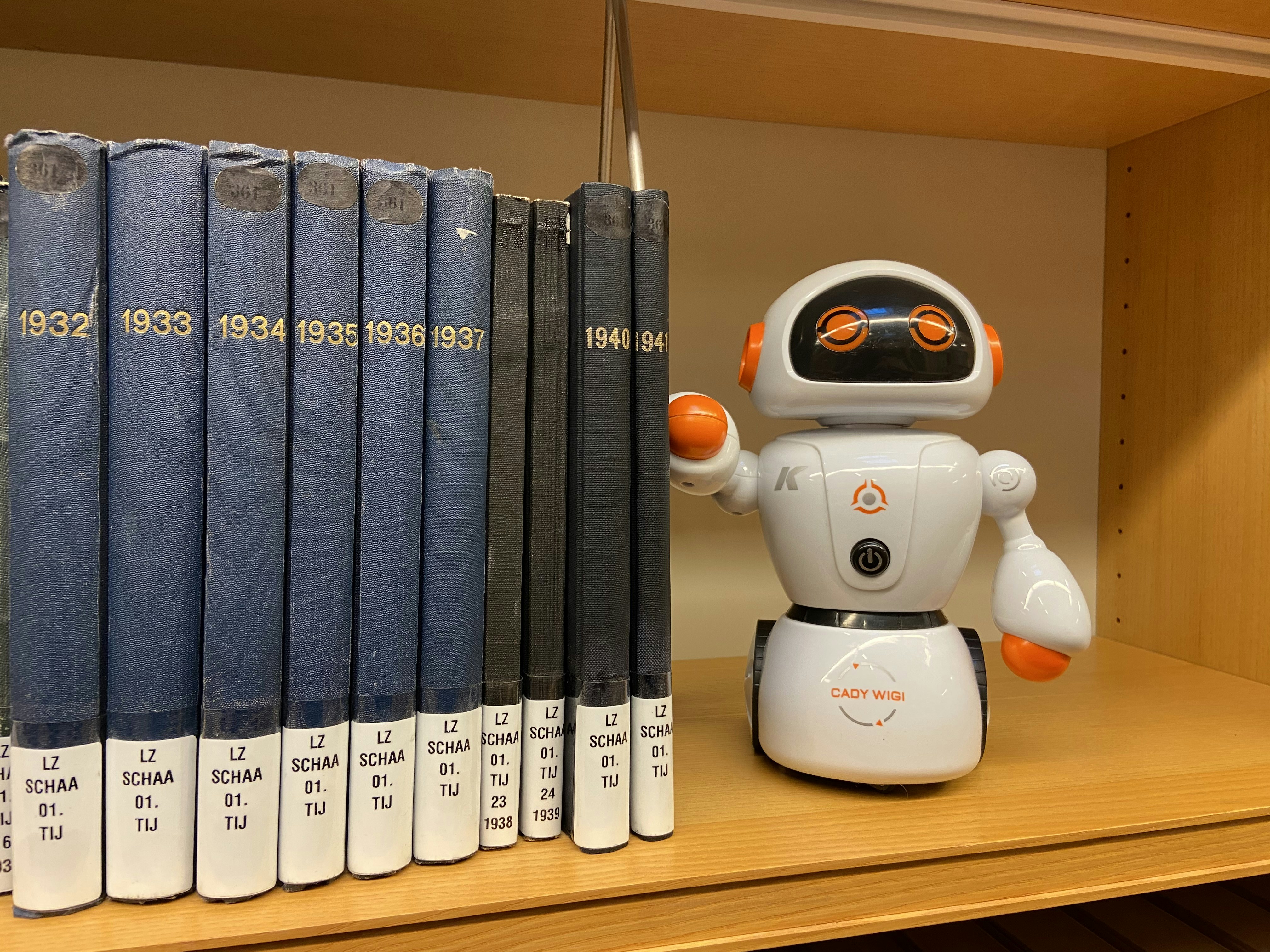 Robonlar ve Kaçış Operasyonu: Mert Arık'tan Muhteşem Bir Macera