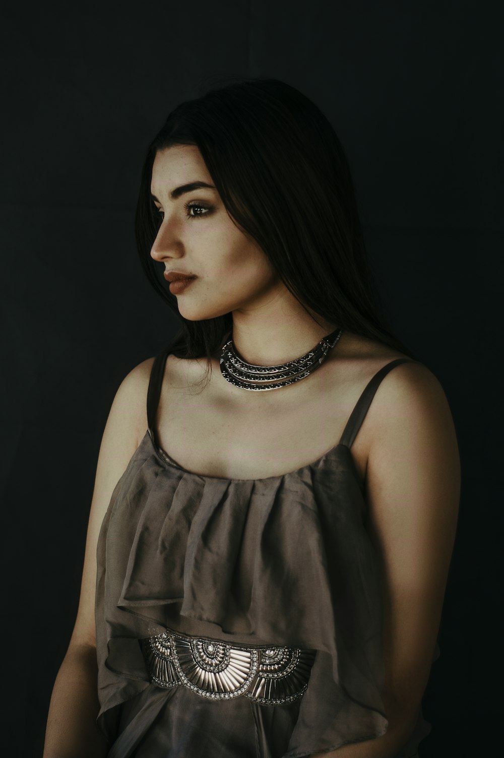 woman in black and gray tank top