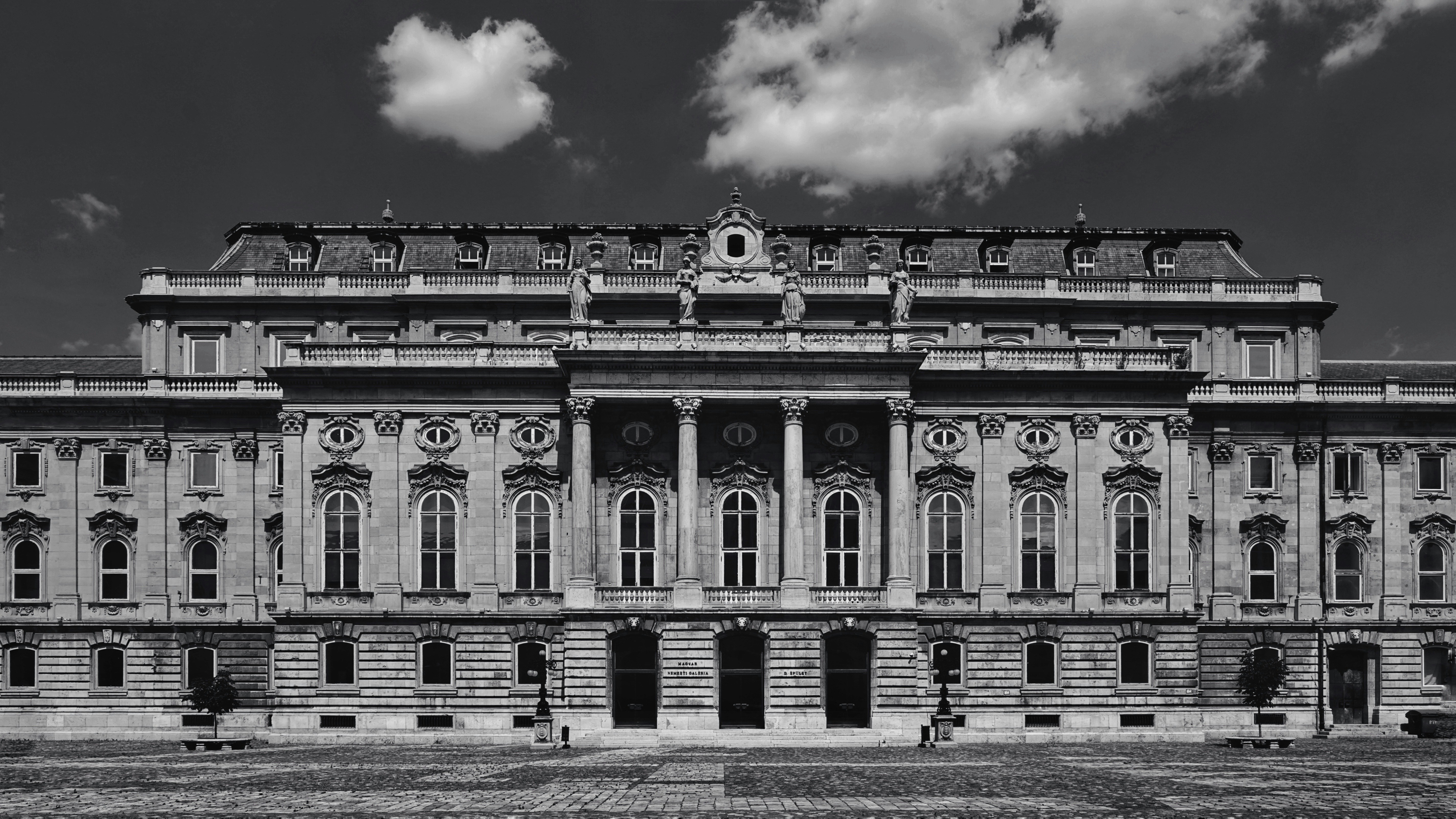 Photo by benjaminyang