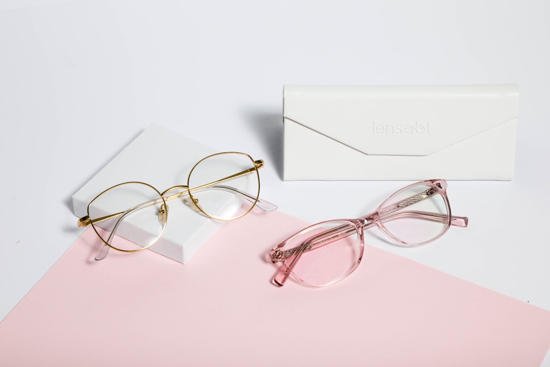 Winter Sales Galore: Your Guide to Snagging Eyewear Deals This Season