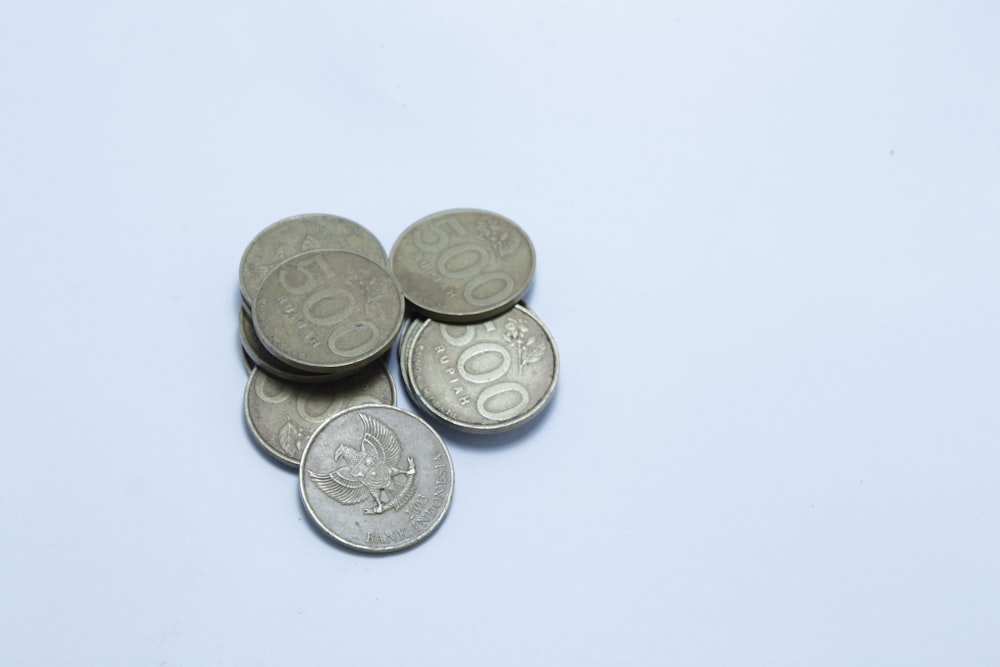 gold and silver round coins