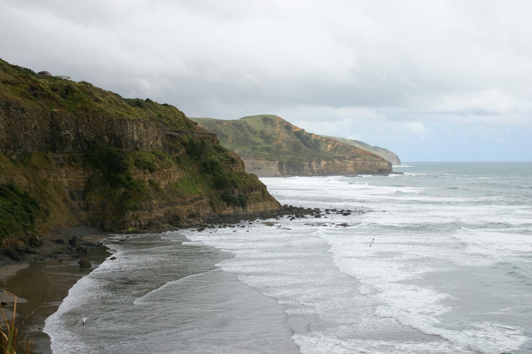 Cliff photo spot Takapu Refuge Walk Waitakere Ranges