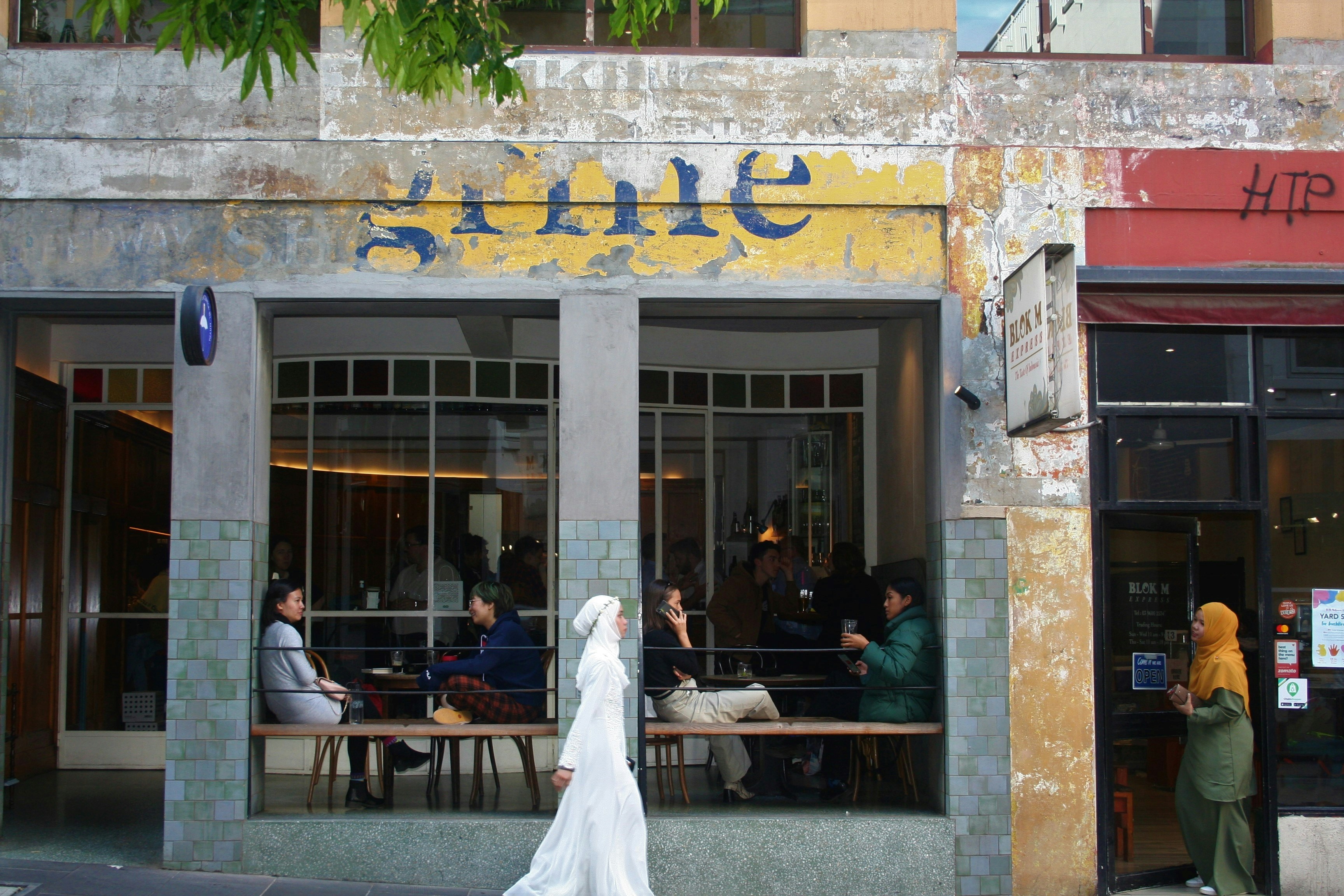 Maxi Restaurant Menu