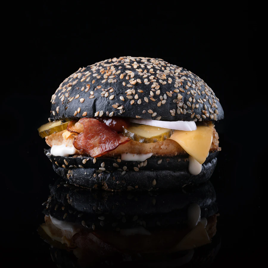 Burger Pão Preto com Bacon