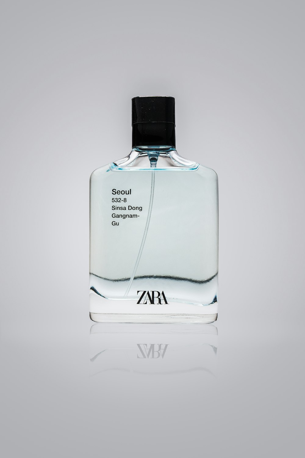 Calvin Klein Un frasco de perfume