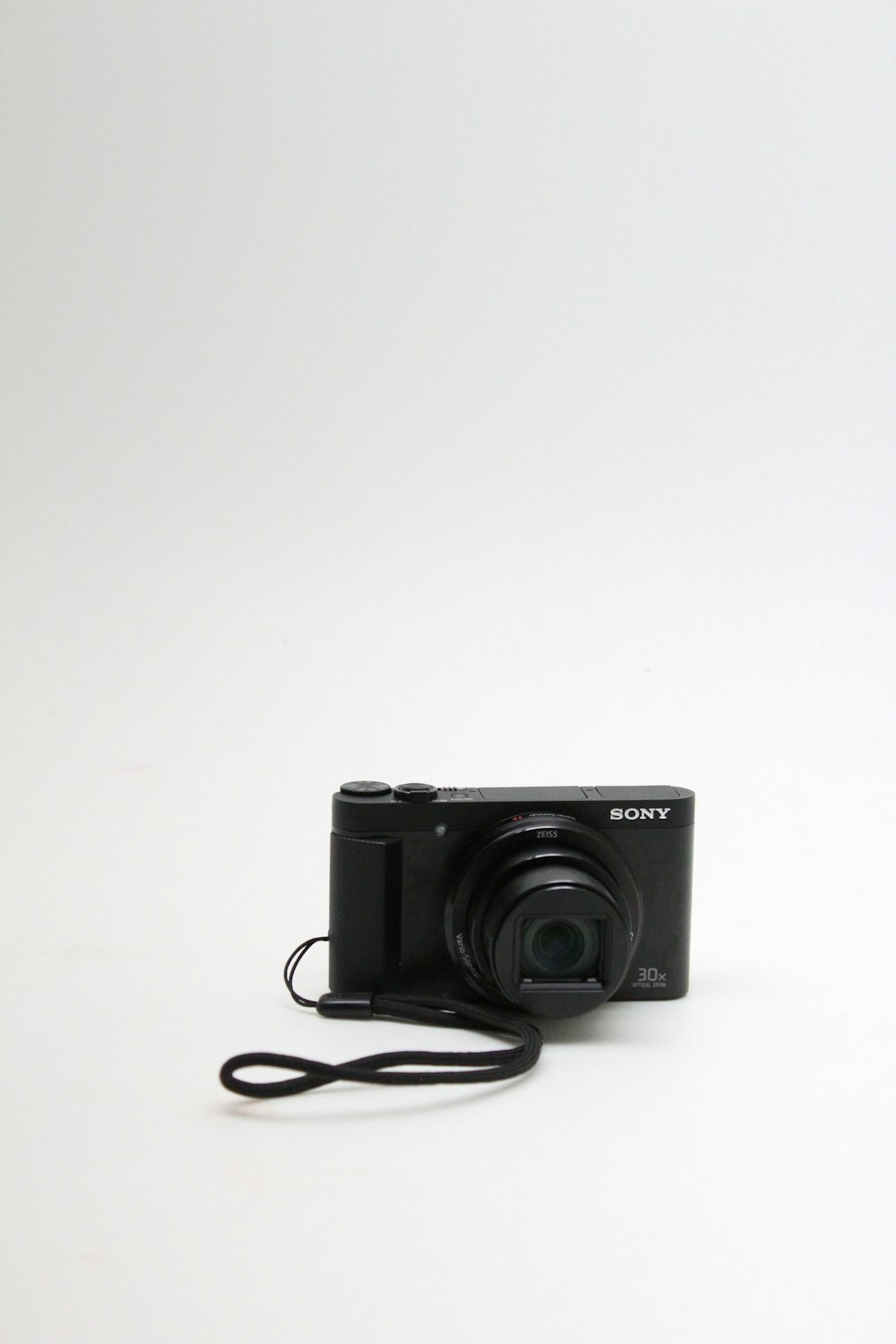 black point and shoot camera