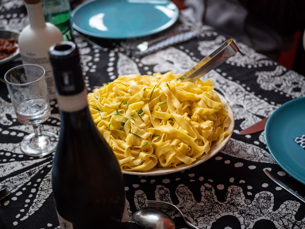 pasta on clear glass bowl