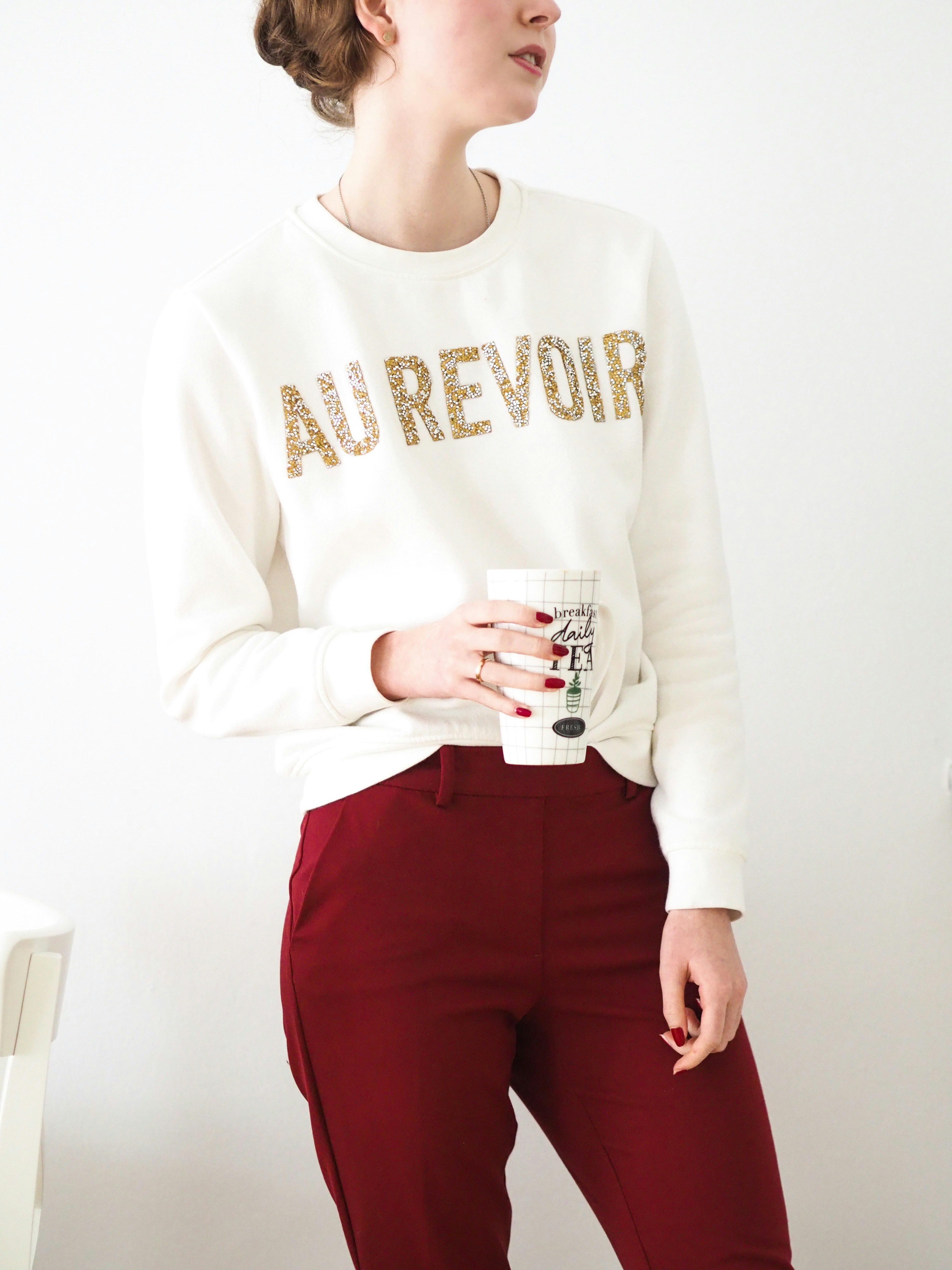 photo-1582551272941-9fc3e8db8bd5?ixid=M3