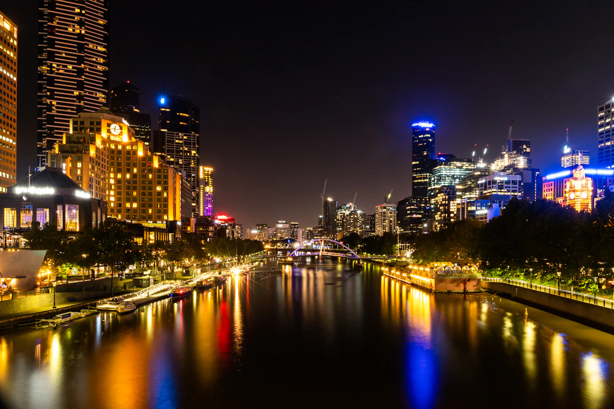 Melbourne skyline and the Yarra River