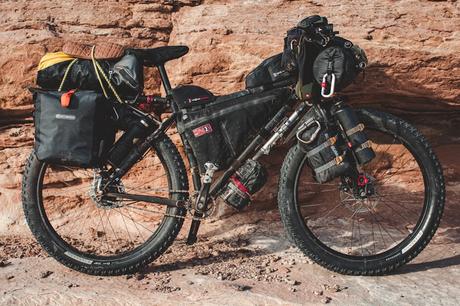 black and gray mountain bike
