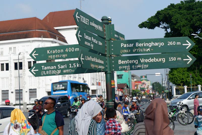 A detailed map showing RT20 Sedati area with clickable Google Maps links.