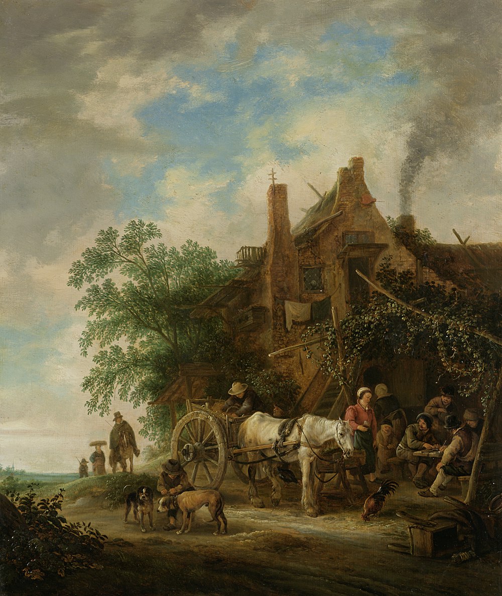 Persone che cavalcano a cavallo vicino alla casa di legno marrone sotto le nuvole bianche ed il cielo blu durante il giorno