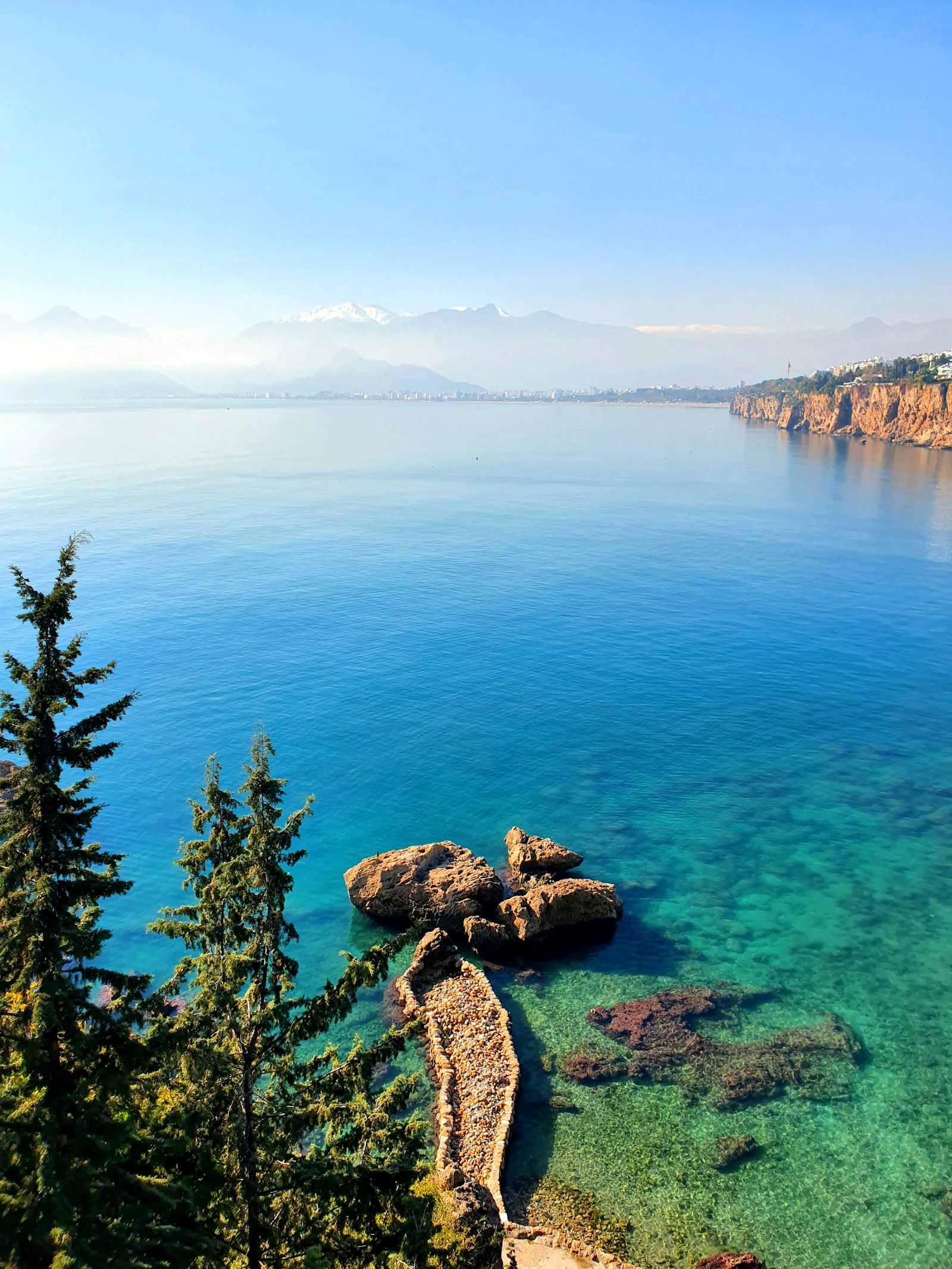 COP31 Antalya'da: Türkiye'nin İlk İklim Zirvesi Hukuk Dünyasına Ne Getiriyor? (2026)