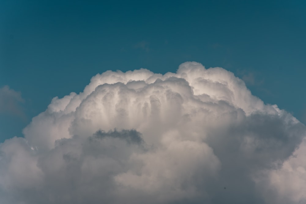 white clouds on blue sky during daytime