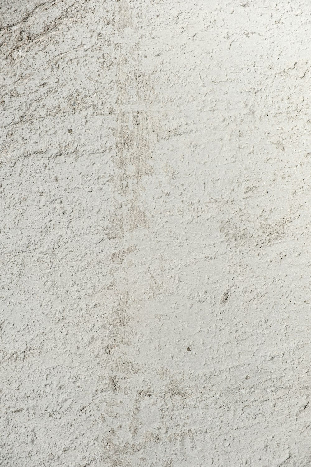 白と茶色のコンクリートの壁
