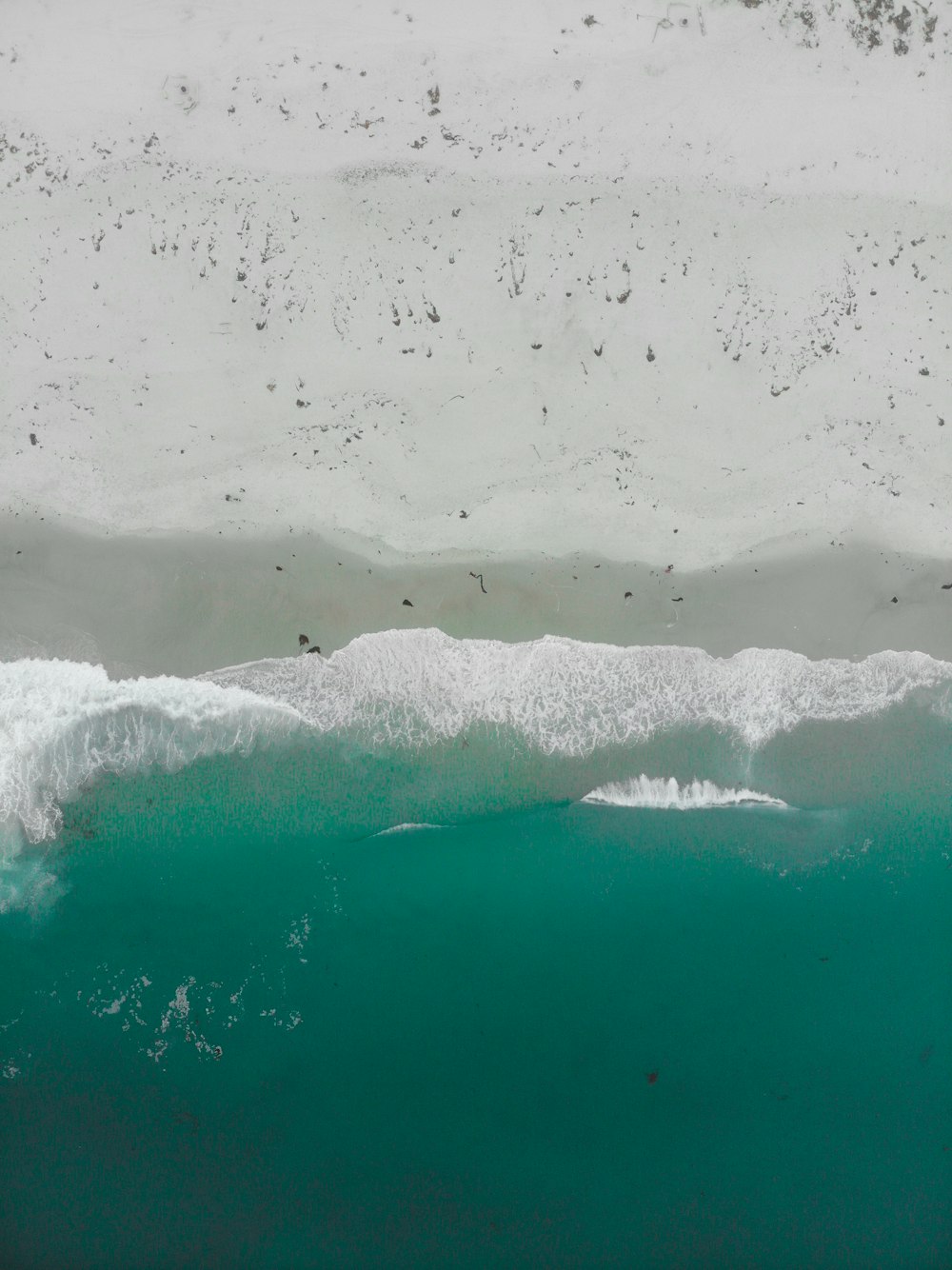 white and green ocean waves