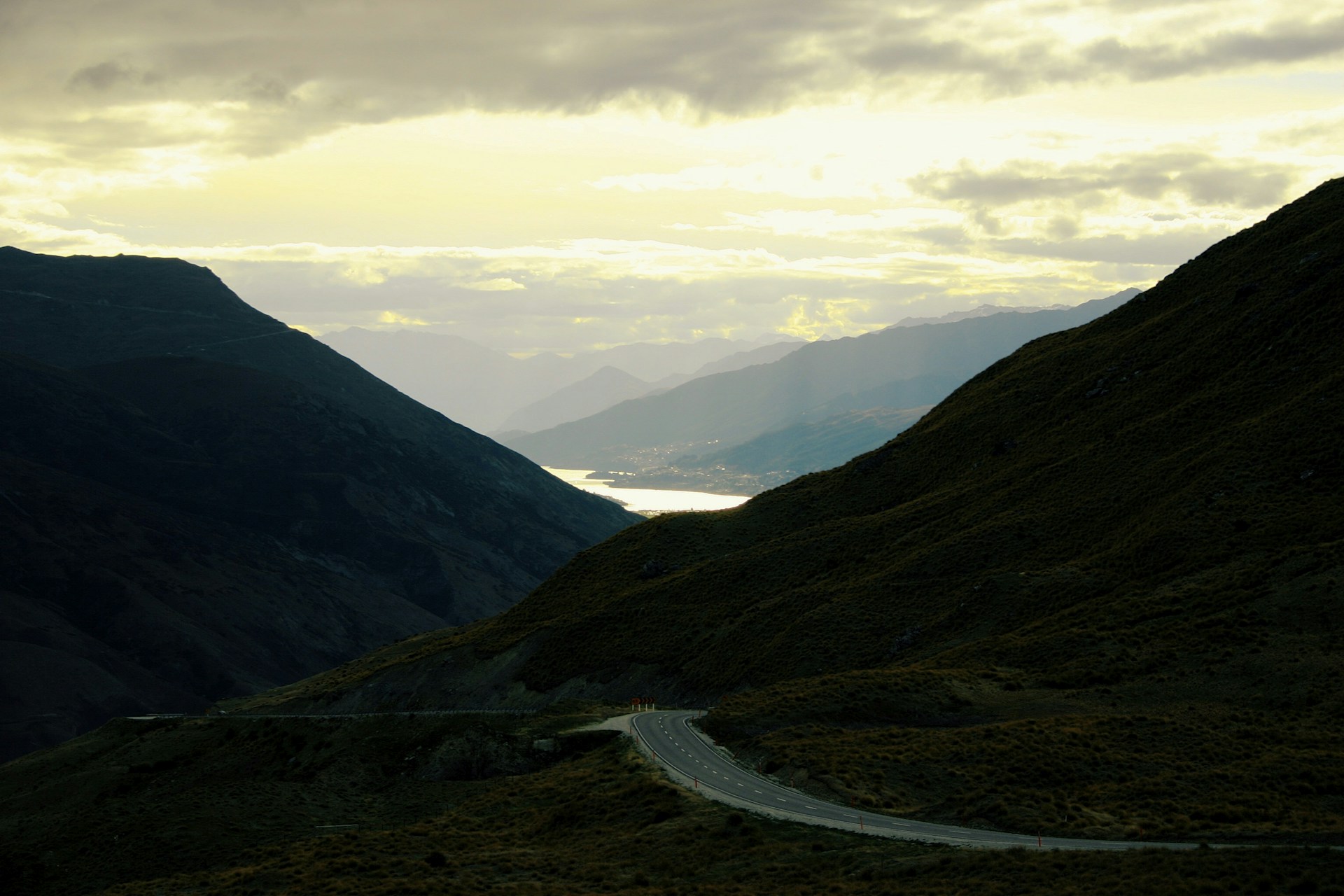 green mountains under white clouds during daytime