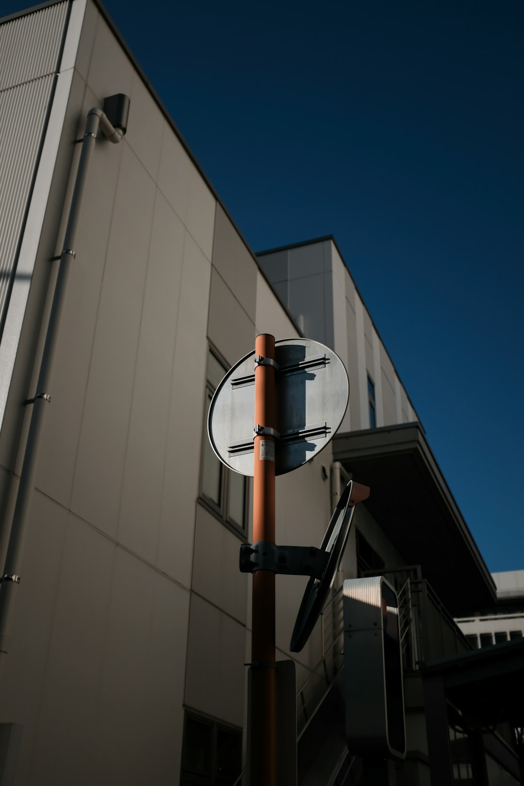 gray and black round building