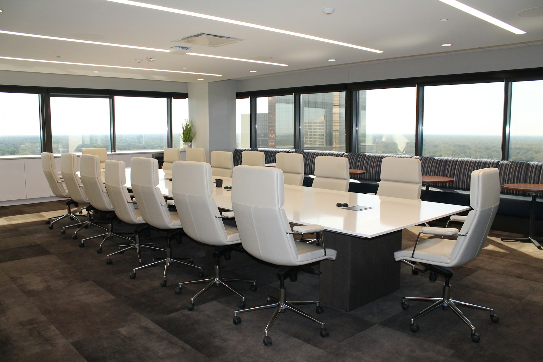 Luxury consulting boardroom