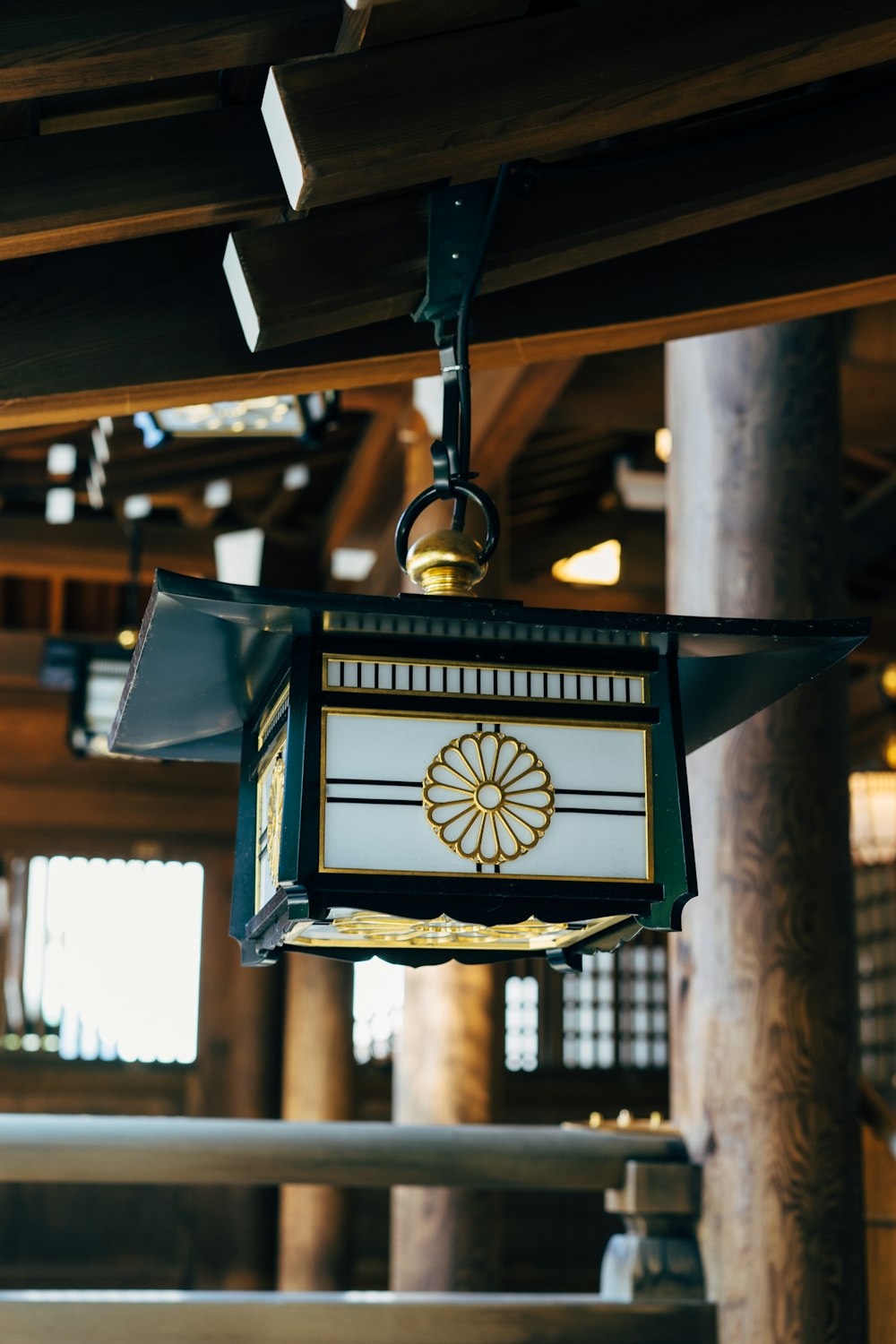 black and white pendant lamp