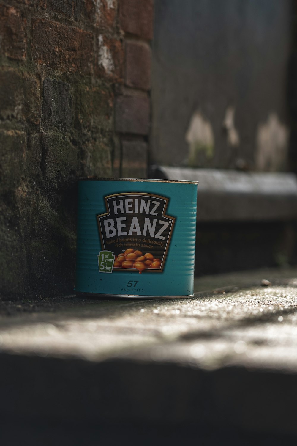 heinz beanz can on gray marble table