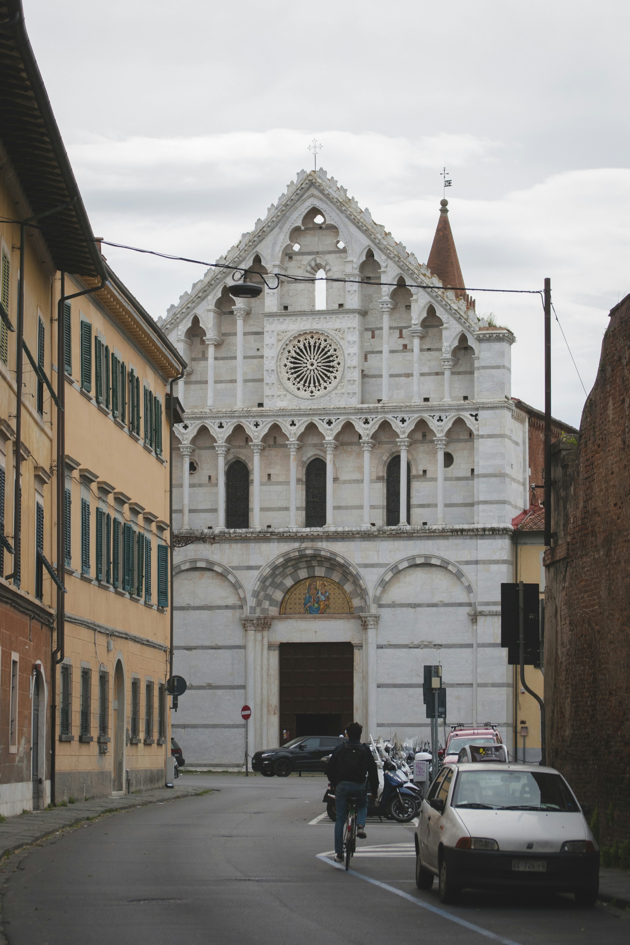 Photo by yuli_superson