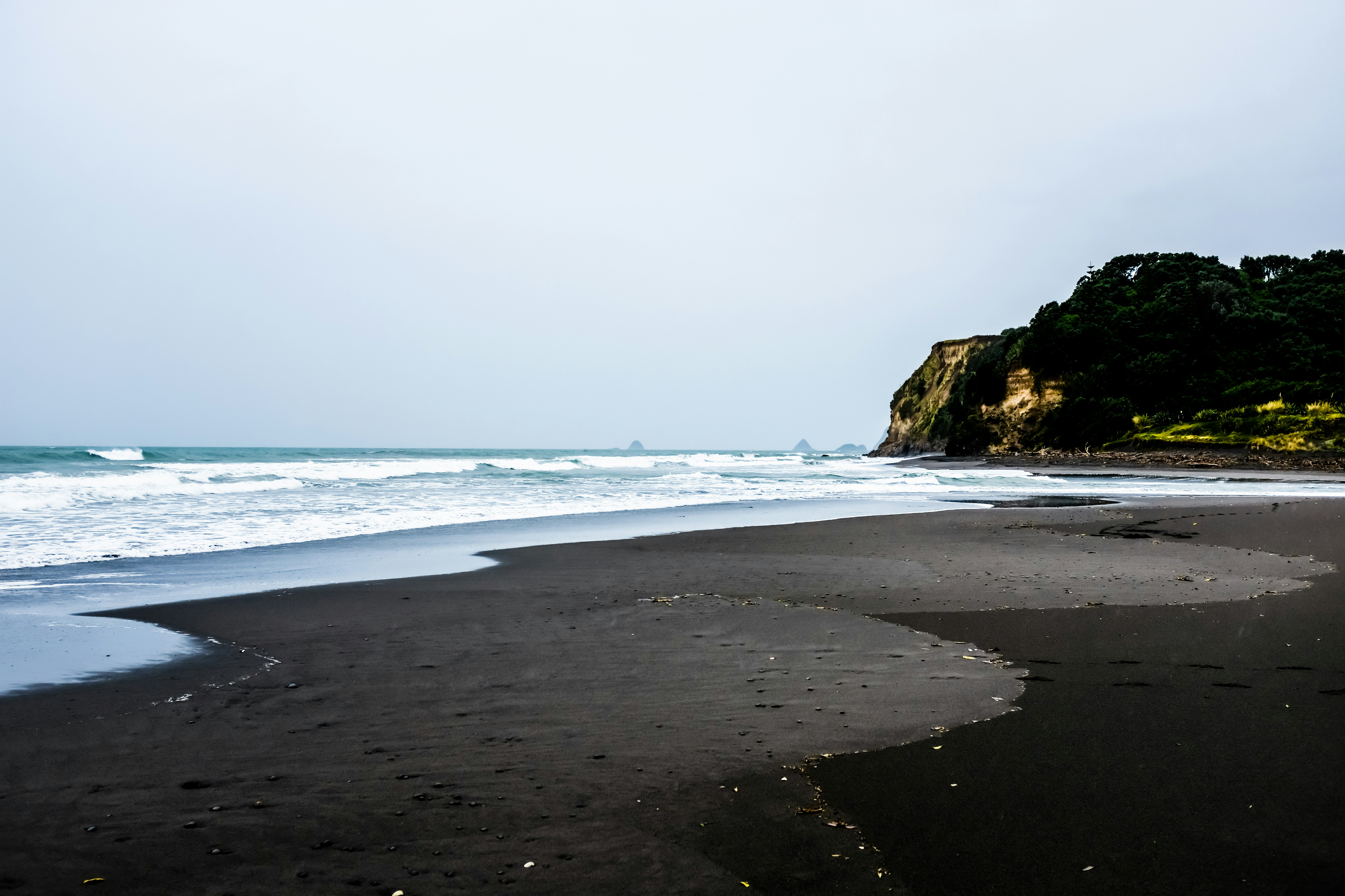 Photo by adrienolichon