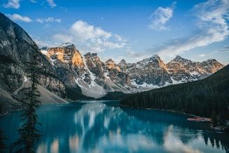 Snowy landscapes in Banff National Park, perfect for family adventures
