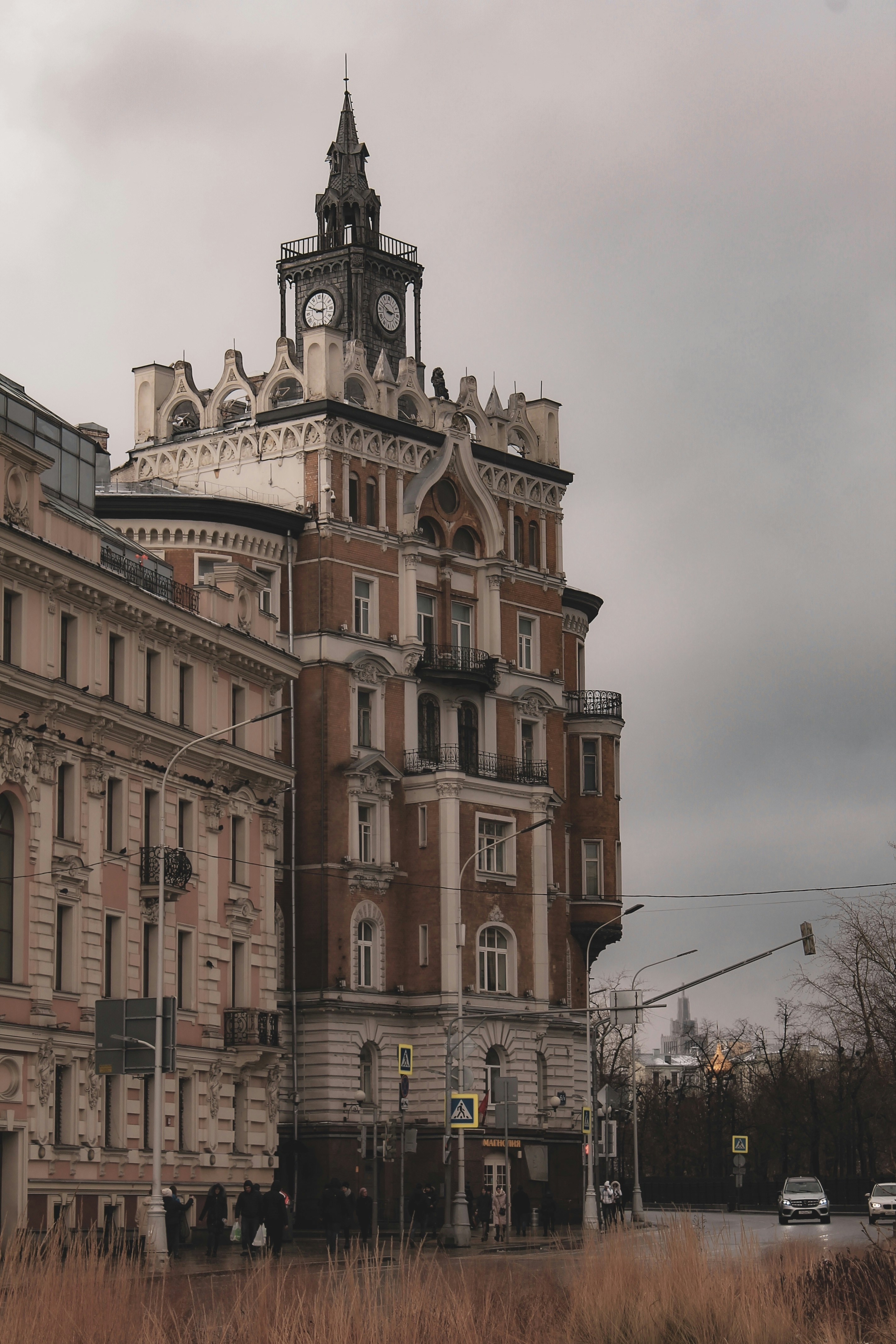 Building of the insurance company \