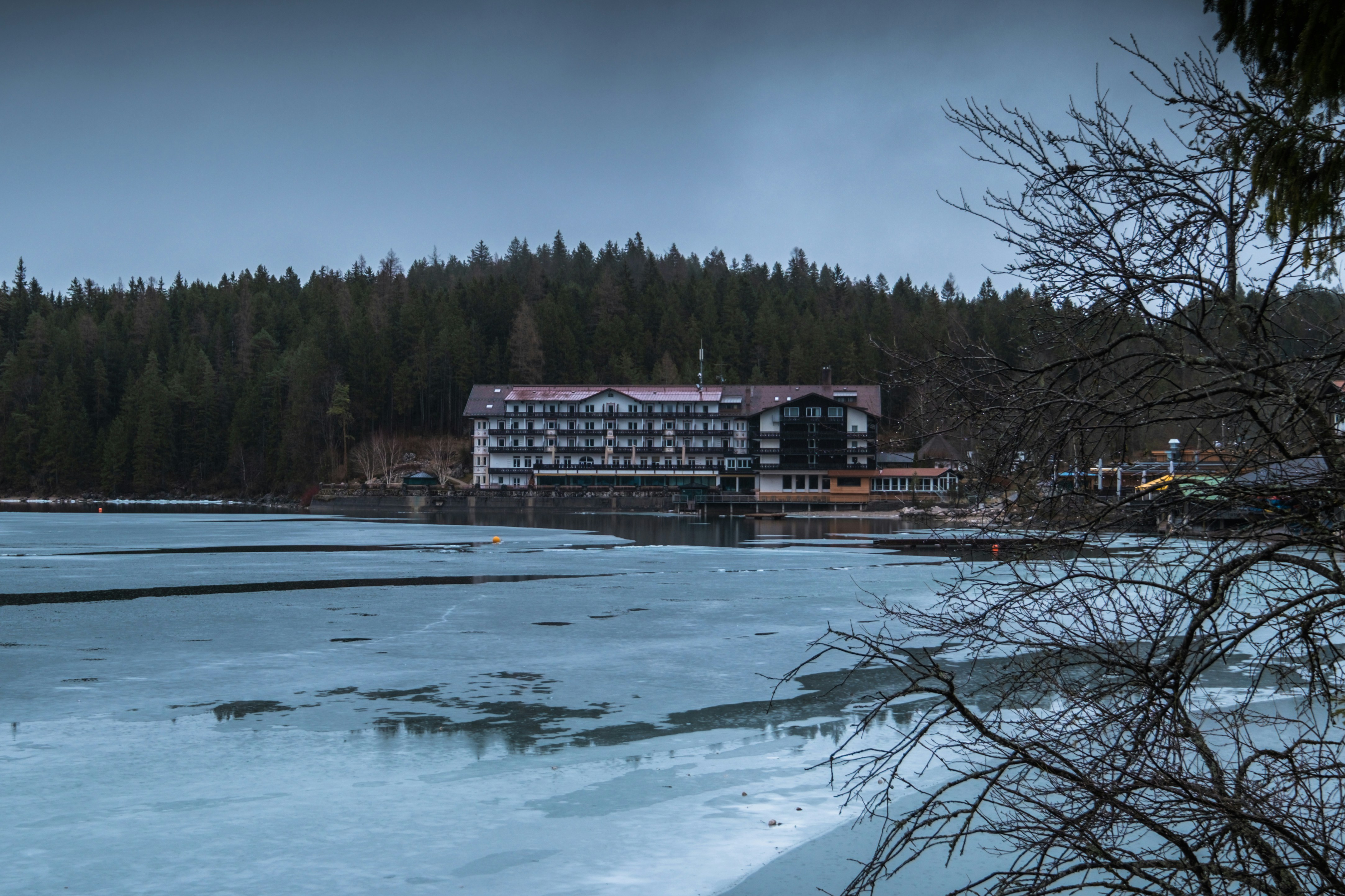 Brook Forest Inn