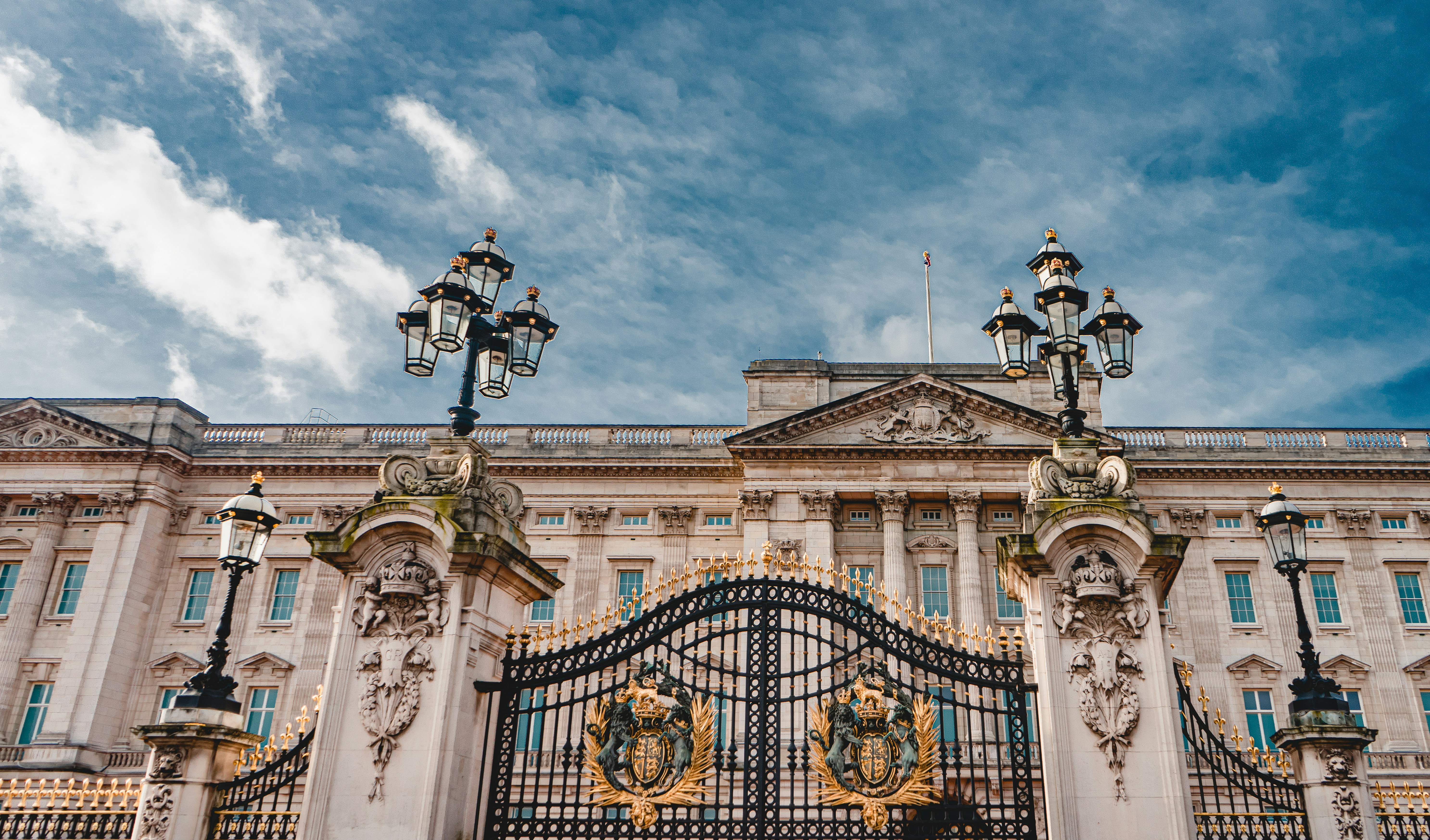 Buckingham Palace, London Facts to Know