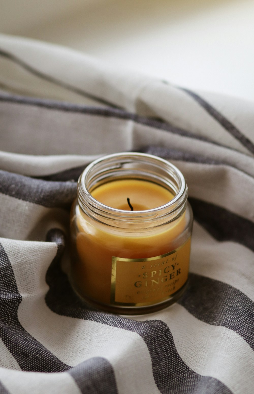 Clear Glass Jar With Yellow Liquid Photo Free Beverage Image On Unsplash