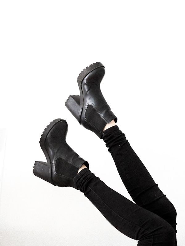 Elegant Over-the-Knee Boots