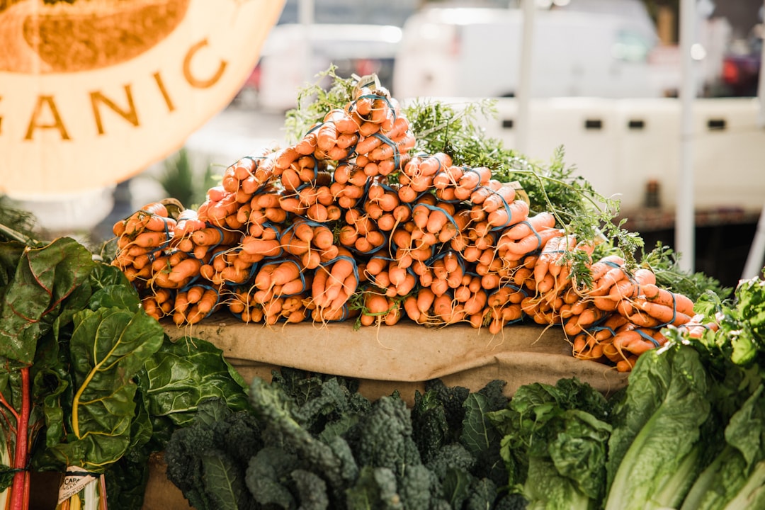 紅蘿蔔吃太多會怎樣？健康專家告訴你！