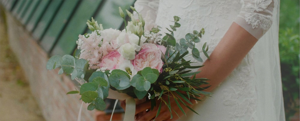 pink and white flower bouquet
