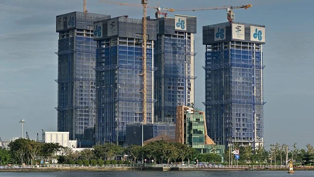 white and blue high rise building