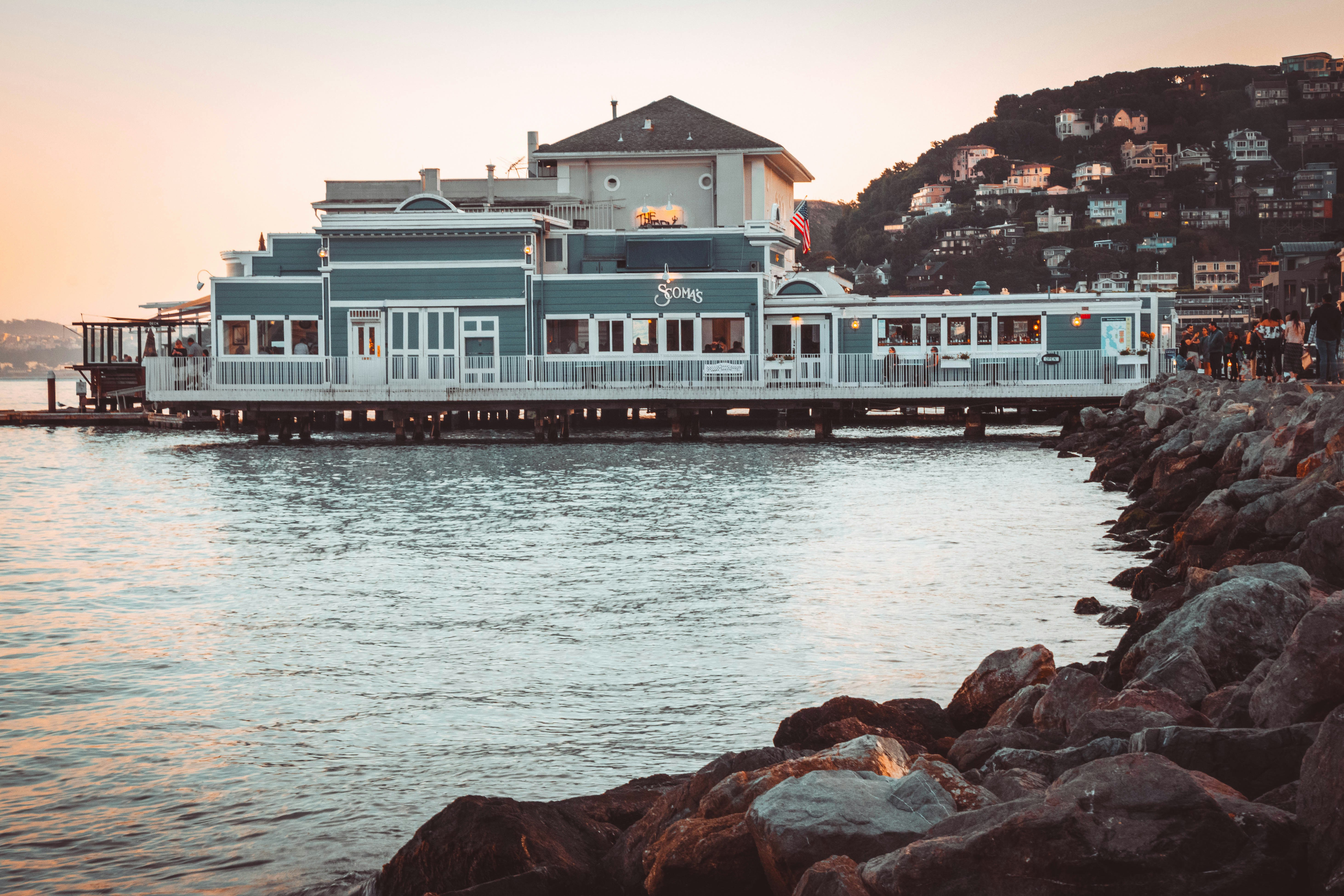 Best Restaurants in Cardoso Moreira for Business Lunches (2026)
