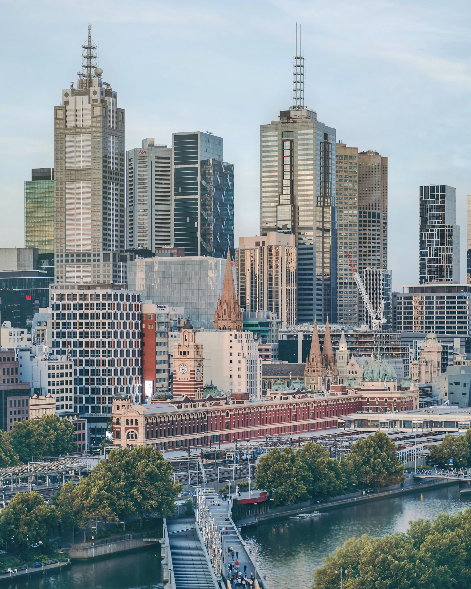 Melbourne skyline, Flinders Street Station and the Yarra River