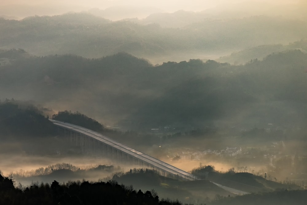 Puente Blanco sobre el río