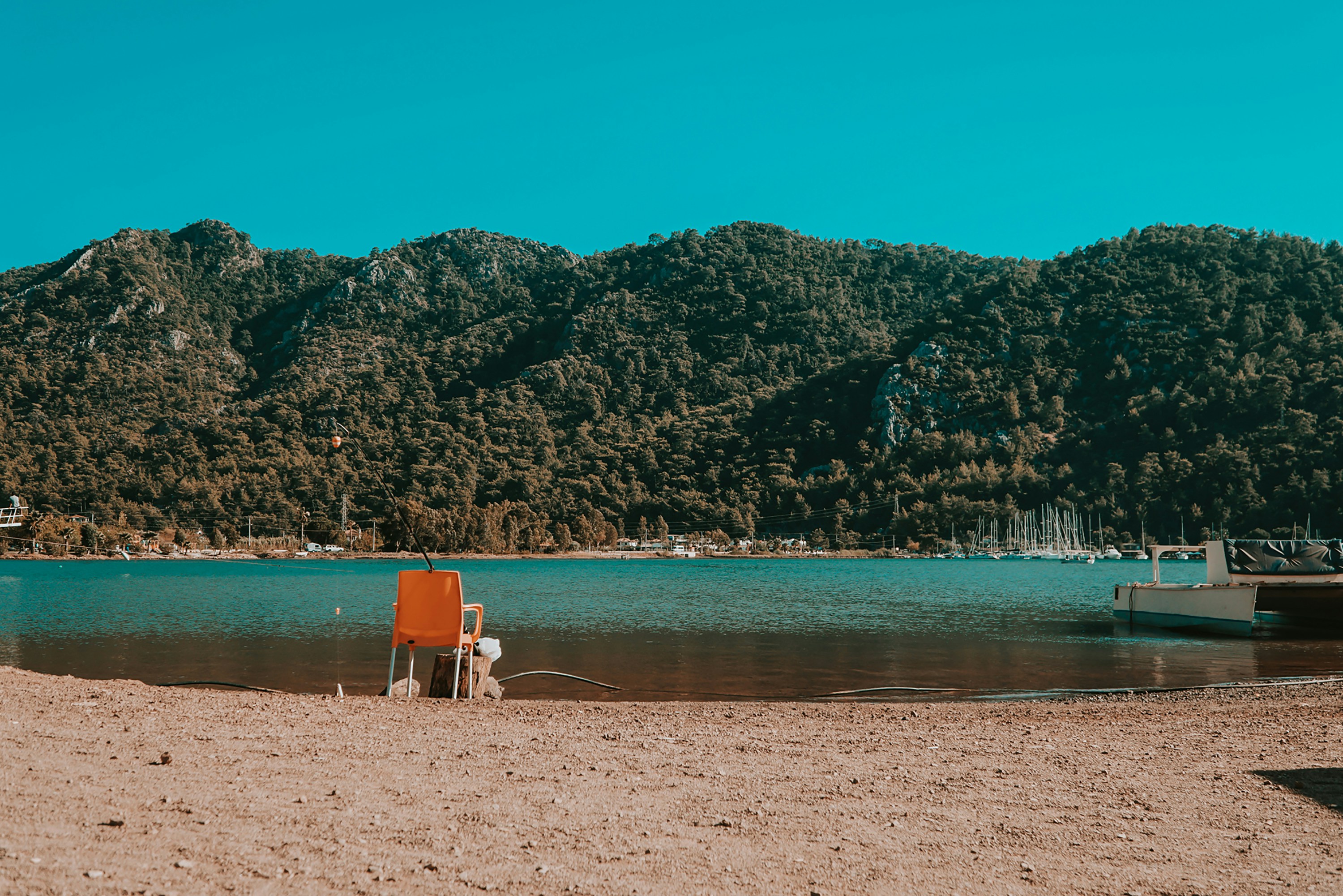 Photo by mertkahveci