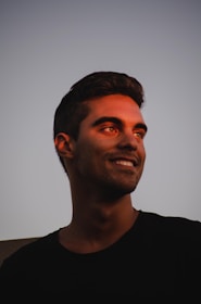 A calm client reviewing insurance options with a friendly agent.