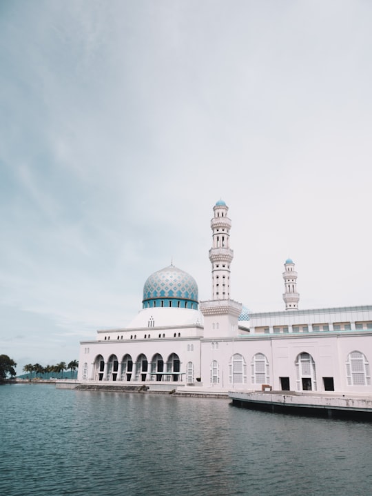 Masjid Bandaraya Kota Kinabalu things to do in Sabah
