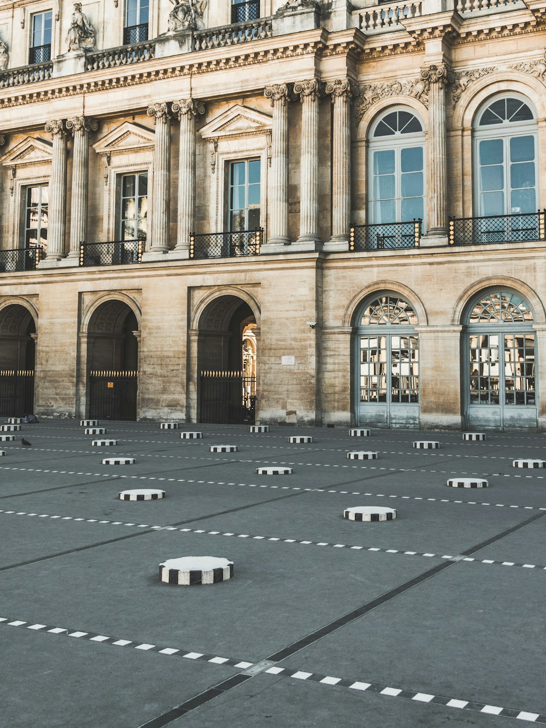 Landmark photo spot Colonnes De Buren Palais Garnier