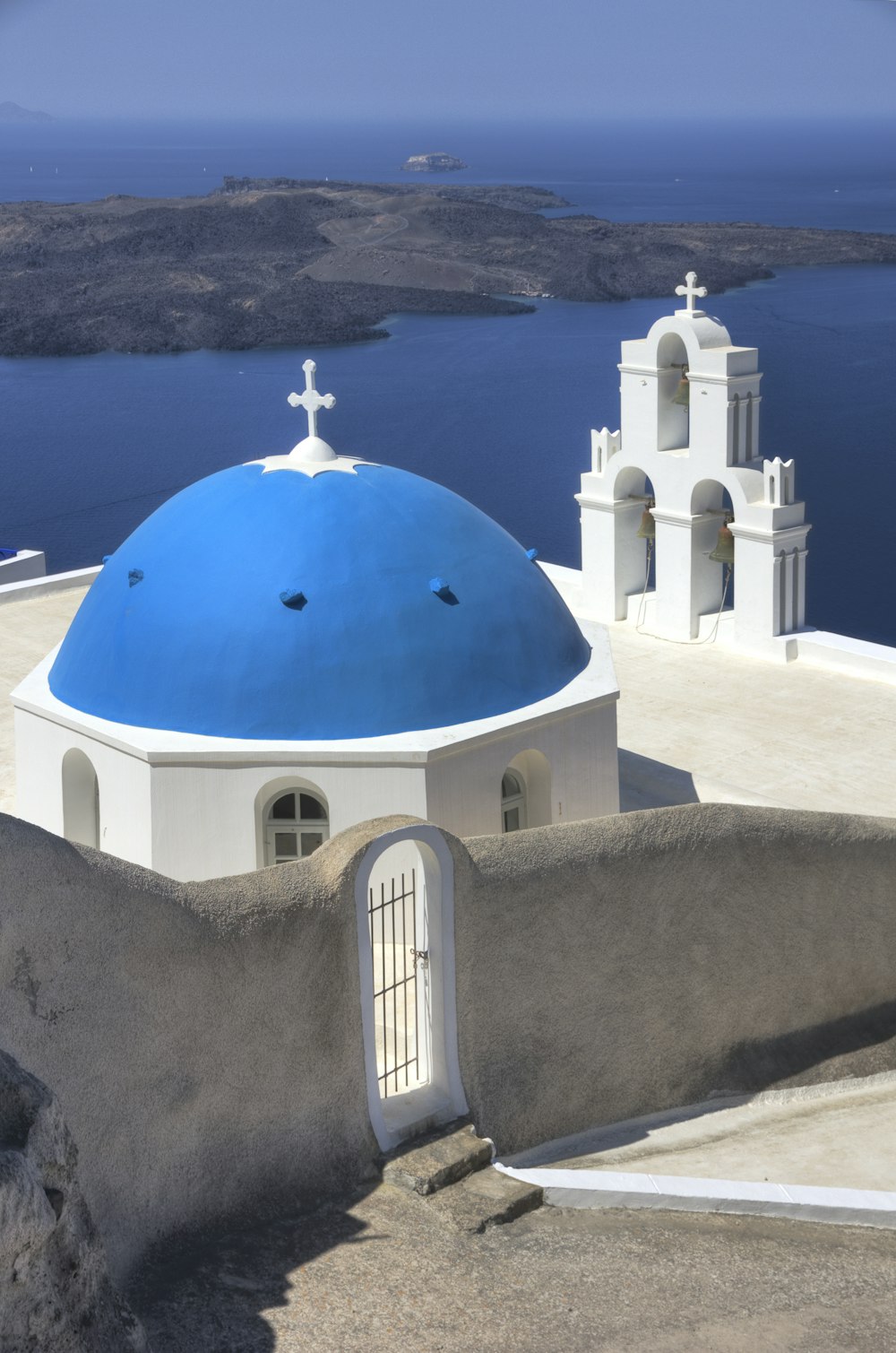 white and blue dome building