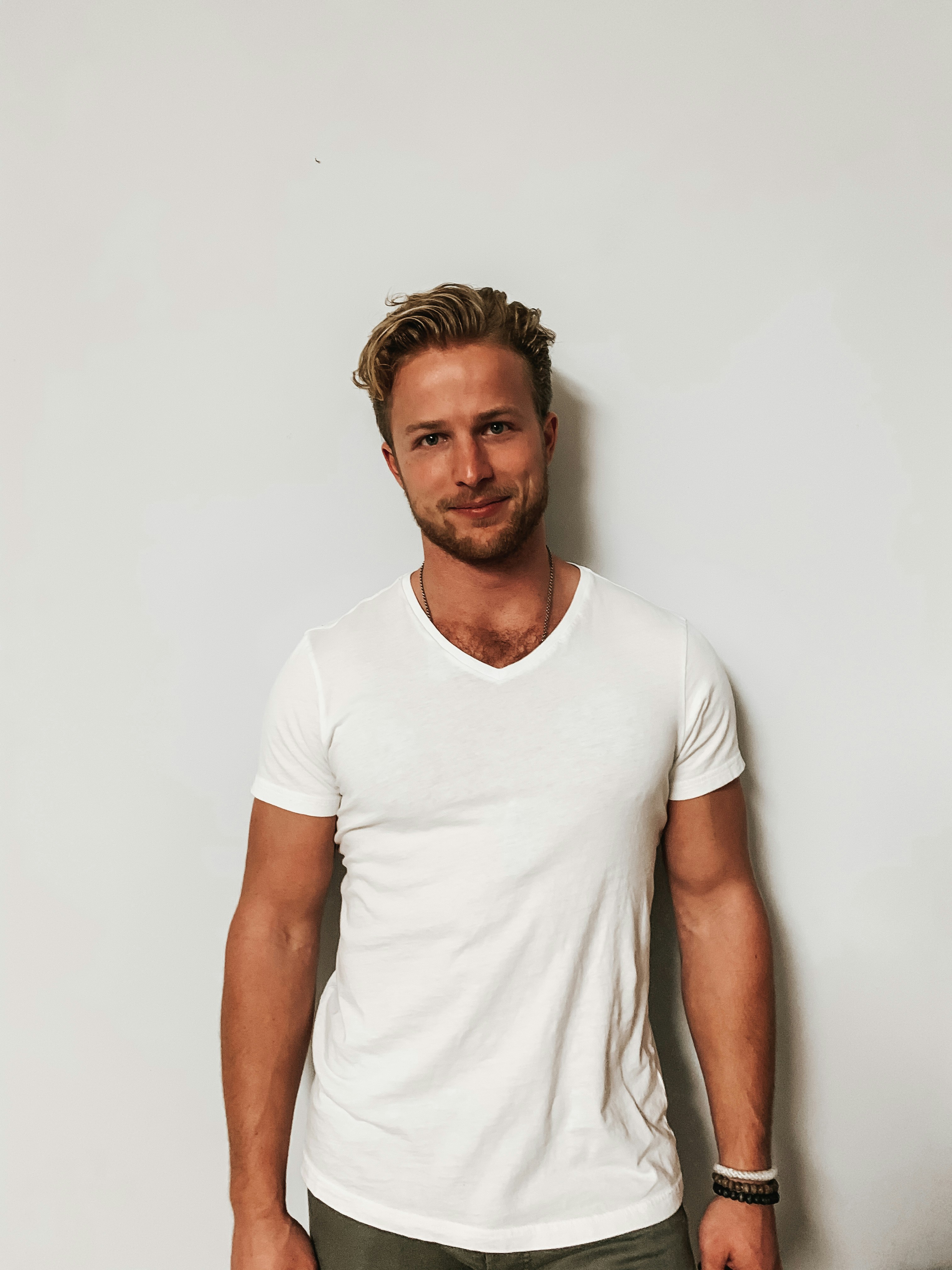 Men | 20 best free man, human, clothing and apparel photos on Unsplash