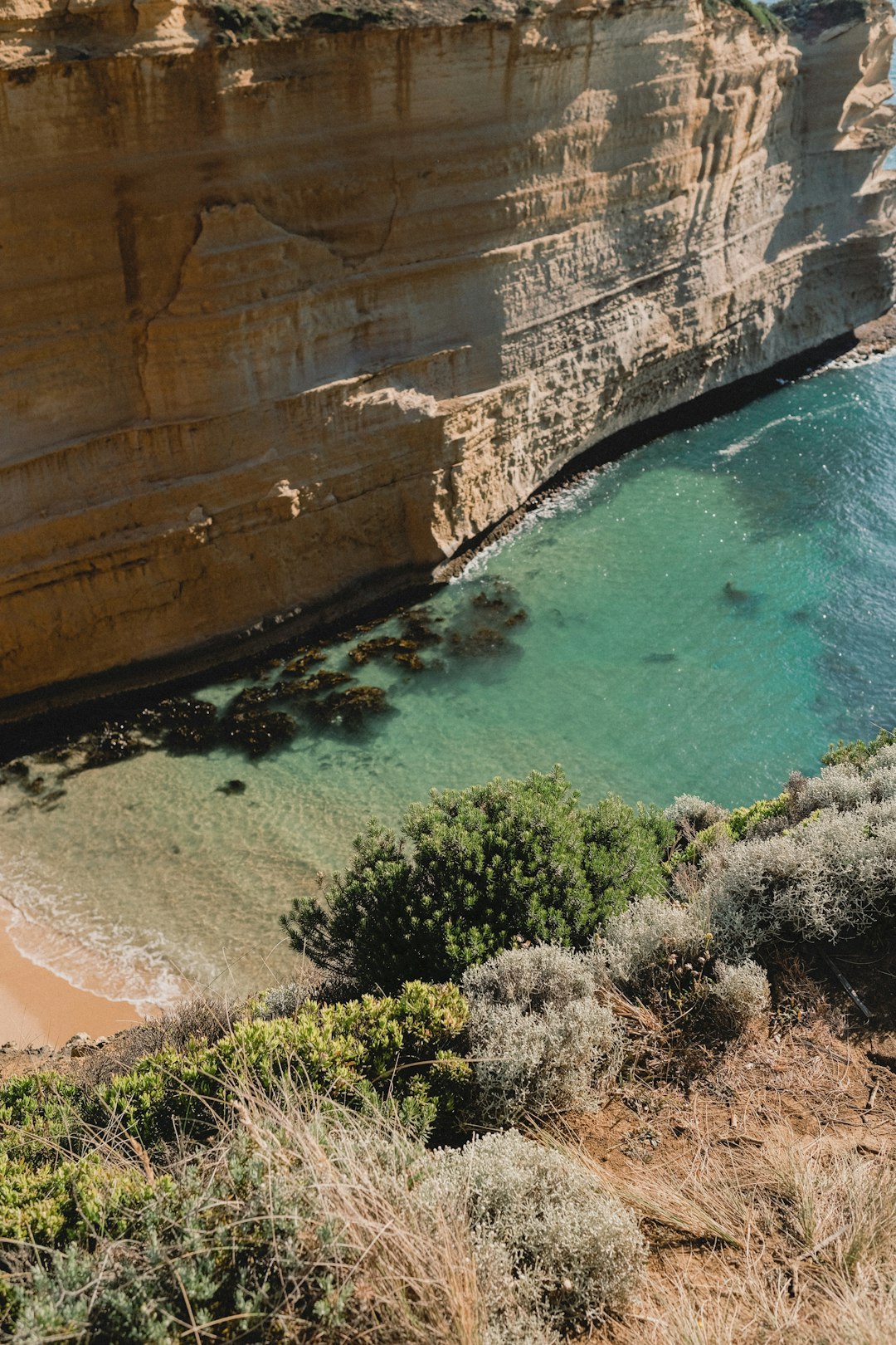 travelers stories about Cliff in Twelve Apostles, Australia